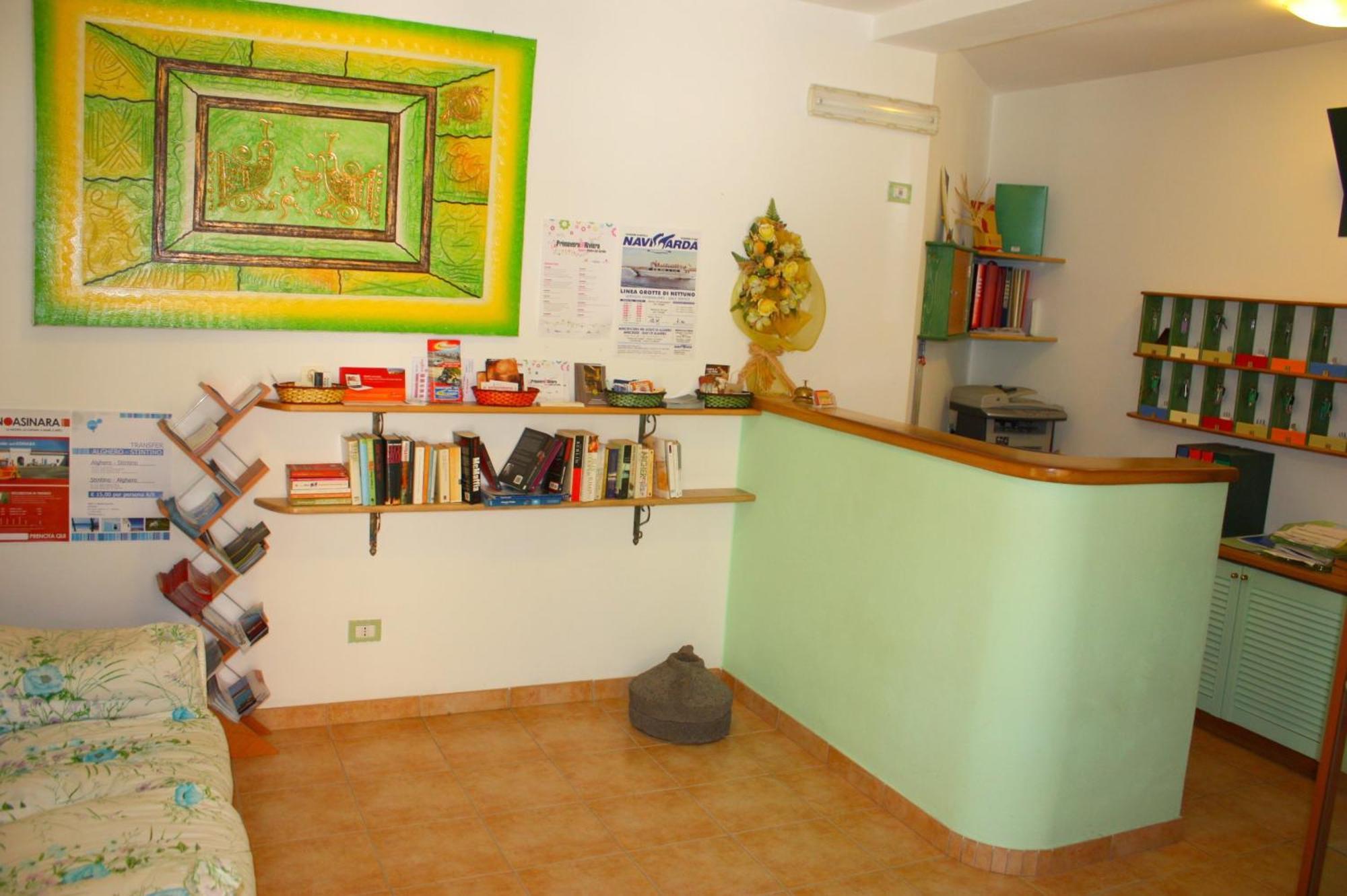Hotel Alguer ภายนอก รูปภาพ