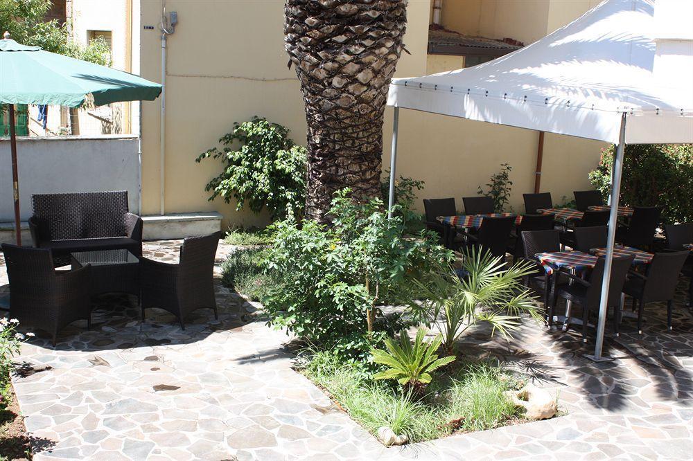 Hotel Alguer ภายนอก รูปภาพ