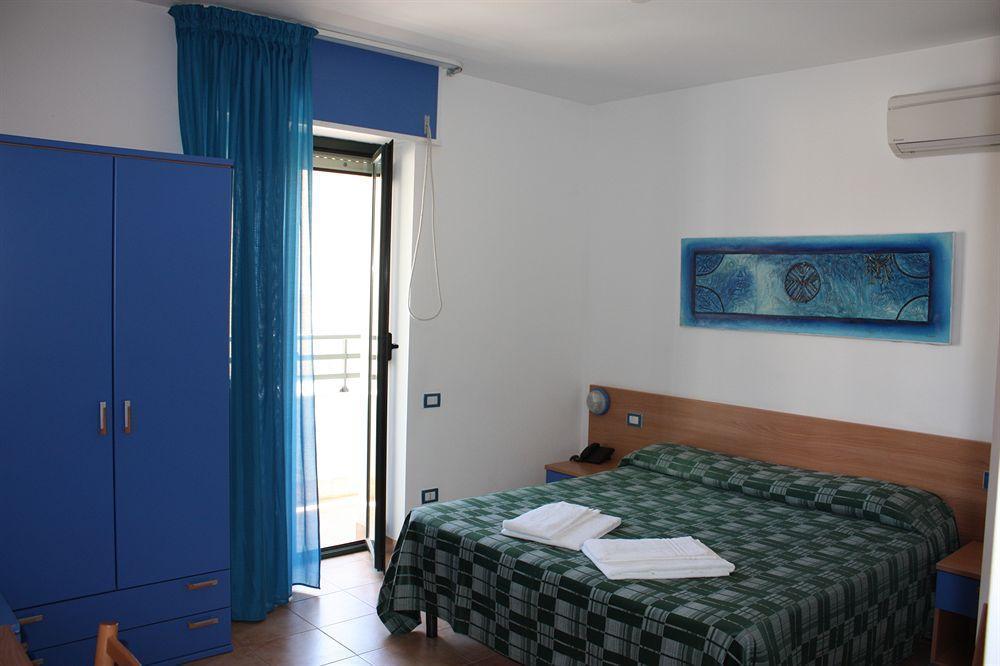 Hotel Alguer ภายนอก รูปภาพ