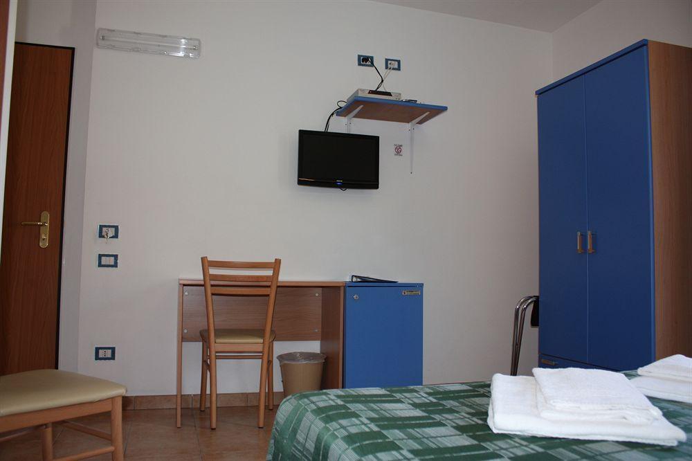 Hotel Alguer ภายนอก รูปภาพ