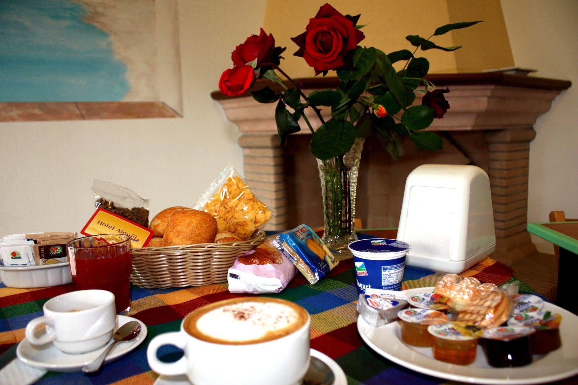 Hotel Alguer ภายนอก รูปภาพ
